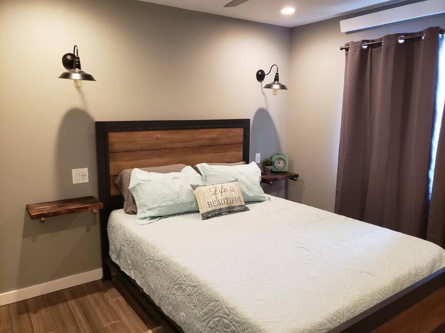 Lake Front Condo 1Bd - Fully Remodeled! Dillon Extérieur photo